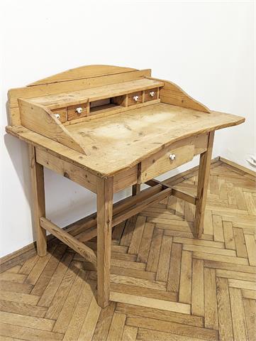 Antiker bäuerlicher Schreibtisch