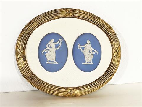 Zwei Wedgwood Biskuitporzellan Relief Medaillons in ovalem Rahmen