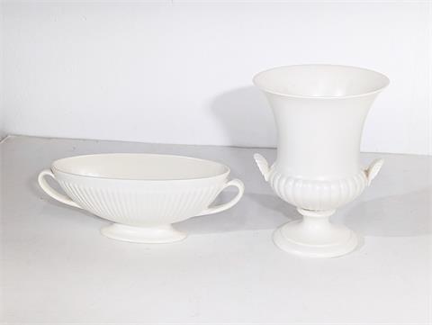 Vase und Schale von Wedgwood Jasperware / Weichporzellan 