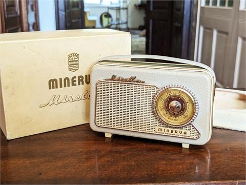 Altes tragbares Radio "Mirella" von Minerva