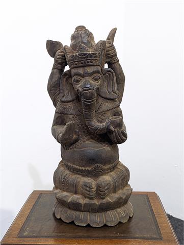 Alte handgeschnitzte Holzstatue "Ganesha"