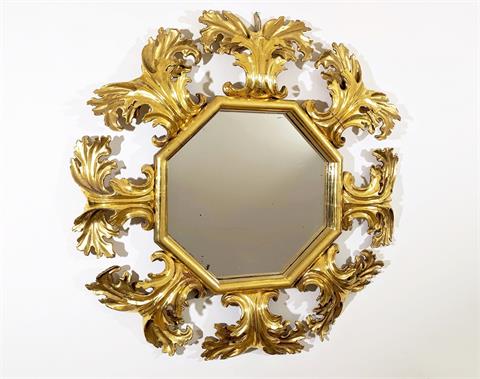 Antiker Spiegel im Rokoko Stil