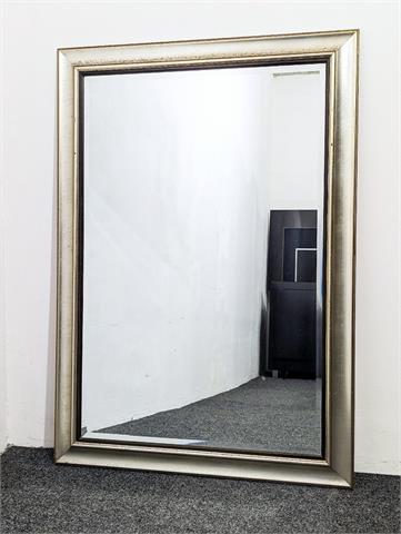 Eleganter großer facettierter Spiegel im Vintage Design