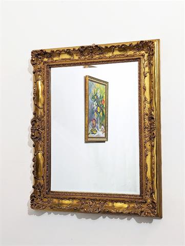 Facettierter Spiegel im vergoldeten Barockstilrahmen