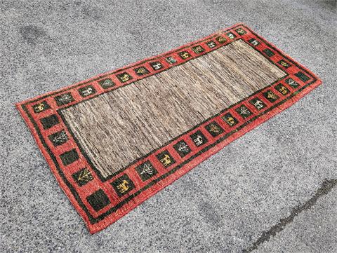 Alter handgeknüpfter orientalischer Teppich (Gabbeh)