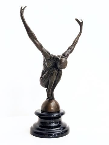 Bronzeskulptur "Tänzer"